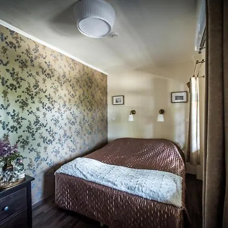 Vakvarju Csonakhaz 3*