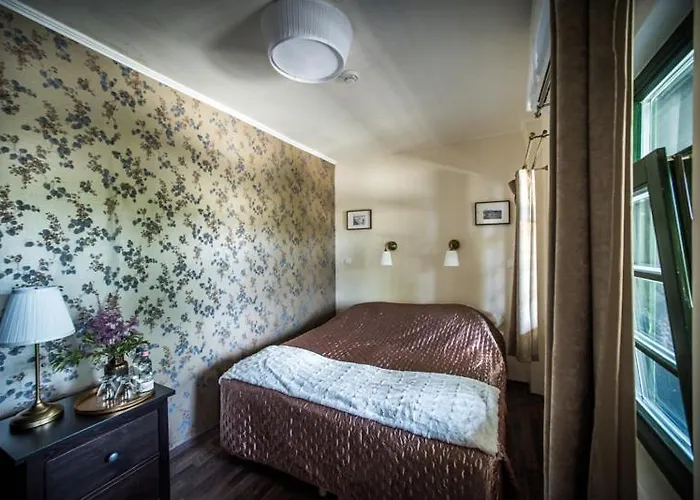 Vakvarju Csonakhaz 3*