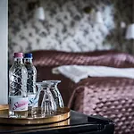 Vakvarju Csonakhaz Guest house
